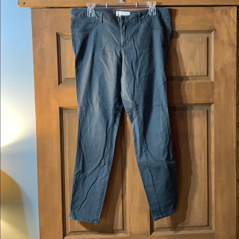 Old Navy stretchy skinny jeans